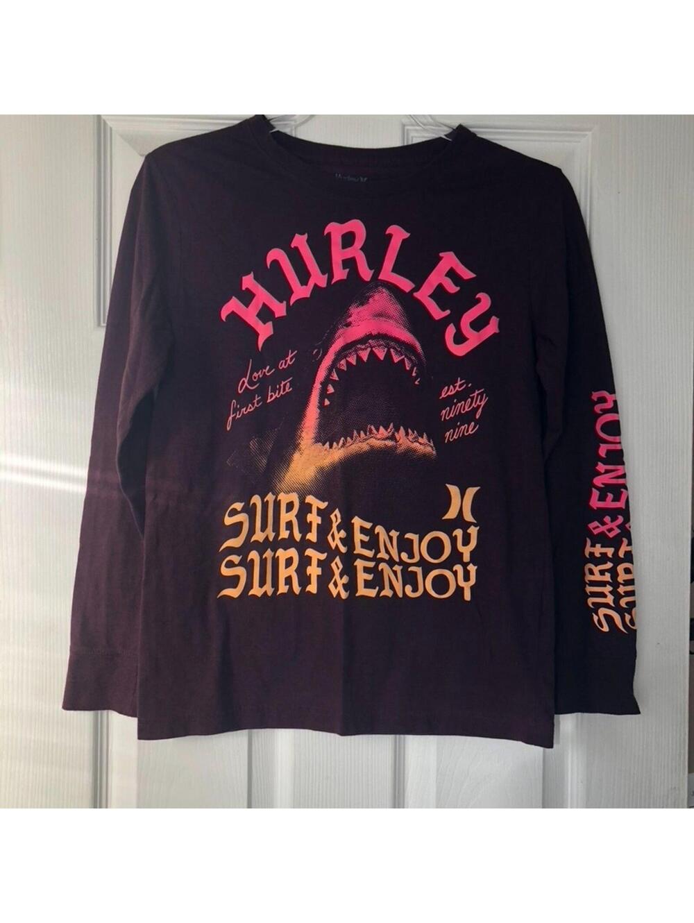 Hurley Youth Long Sleeve Maroon Tshirt Shark Surf & Enjoy Graphic Size L 12-13YR